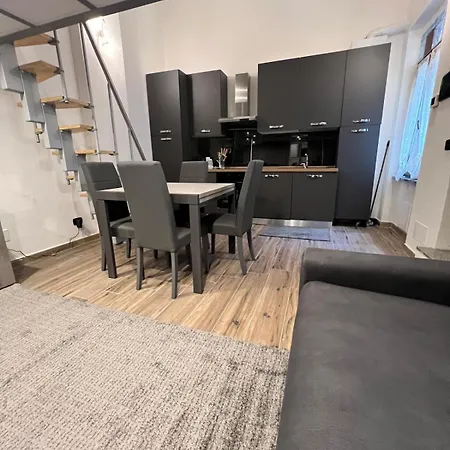 Domusmi Delfico 26 A דירה מילאנו